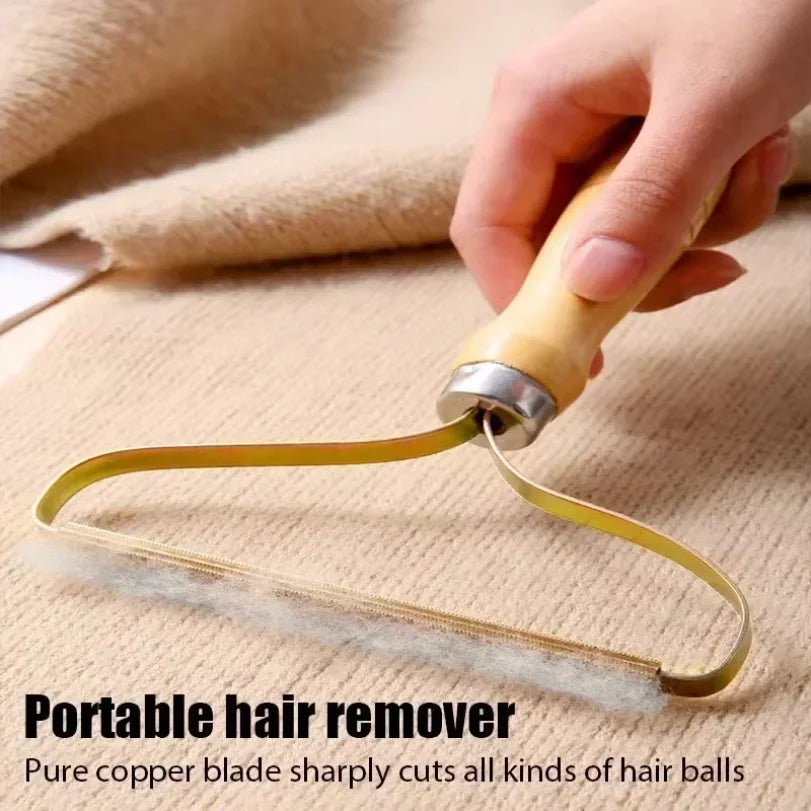 Wooden-Handle Pet Hair & Lint Scraper