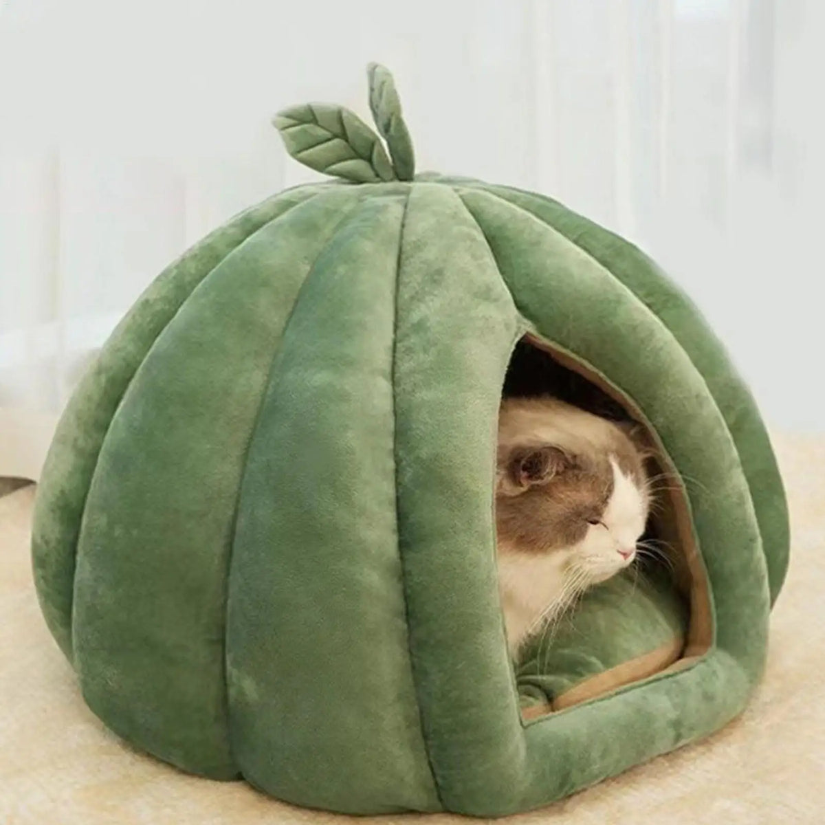 Plush Pumpkin Cat Cave Bed