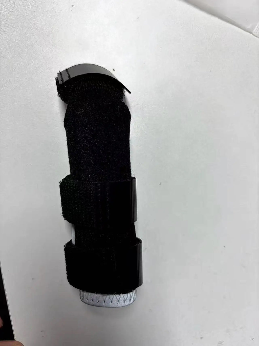 Front-Leg Carpal Splint for Dogs