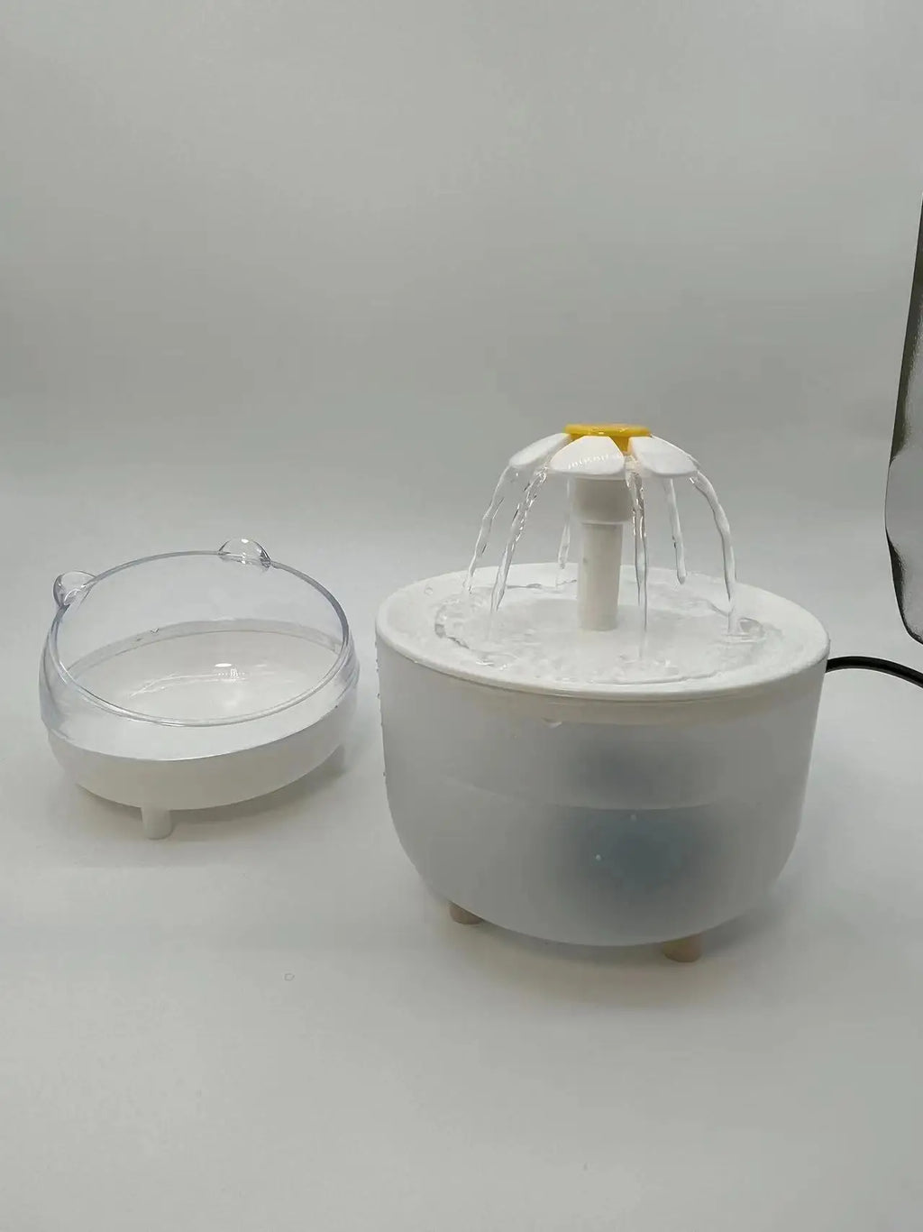 1.2L Compact Pet Water Fountain, Lotus & Spout Styles