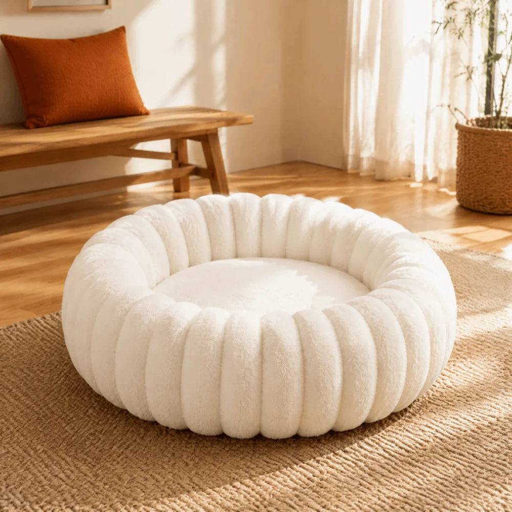 Pumpkin-Ribbed Plush Round Pet Bed