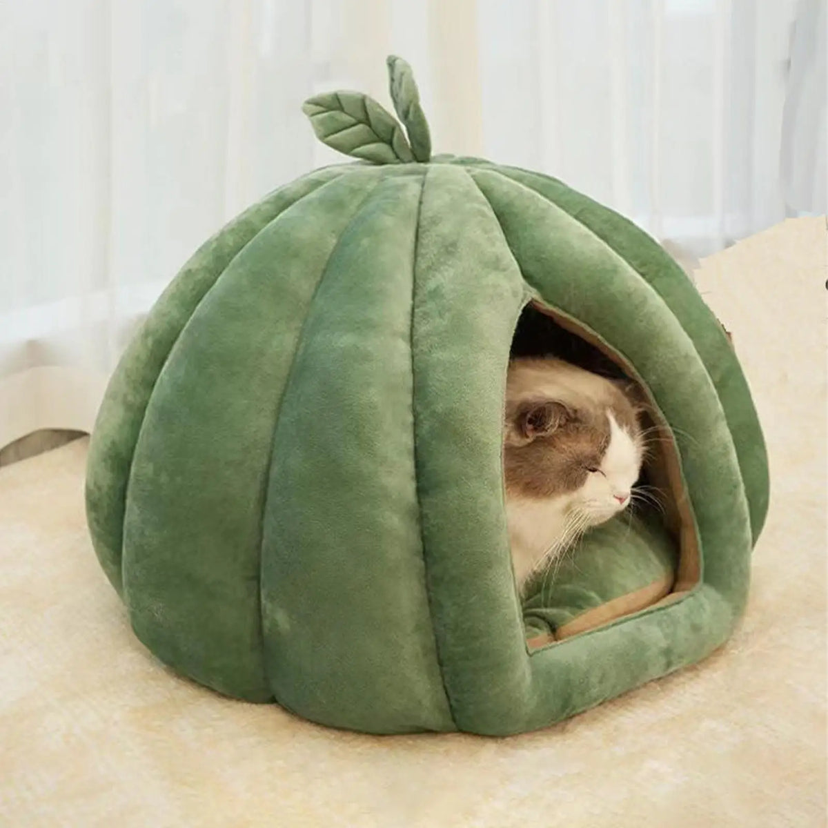 Plush Pumpkin Cat Cave Bed