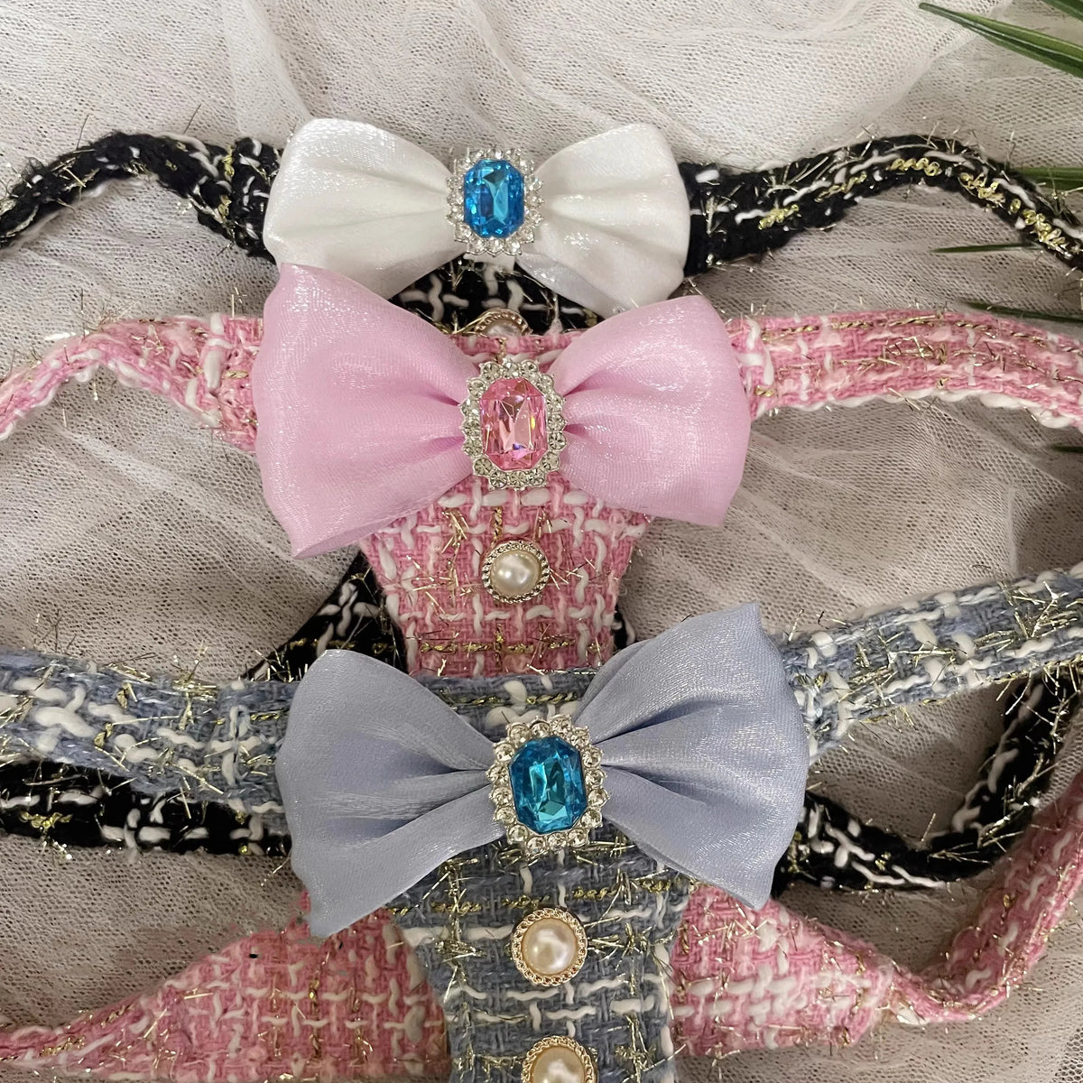 Tweed-Look Bow Pet Harness & Leash Set